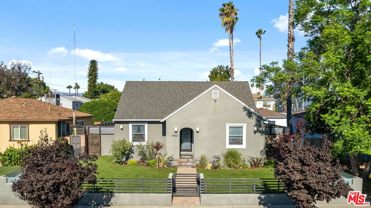 3 bd, 3 ba House in Sherman Oaks, CA — $7,195/mo — photo 2