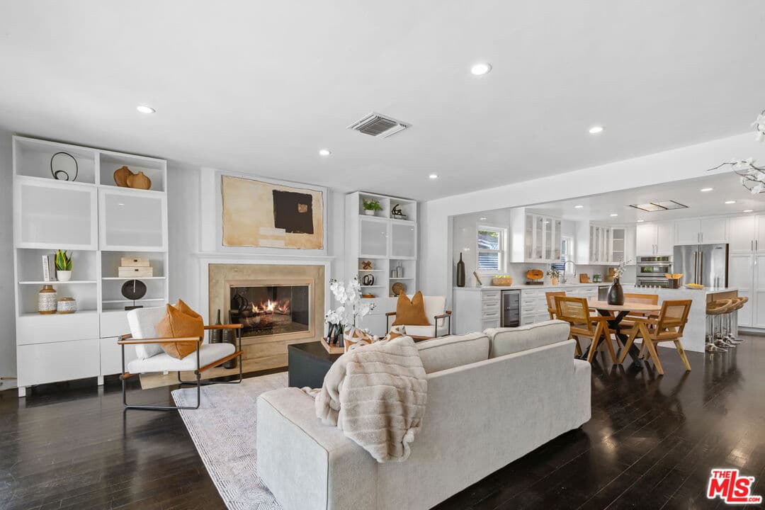 3 bd, 3 ba House in Sherman Oaks, CA — $7,195/mo — photo 1