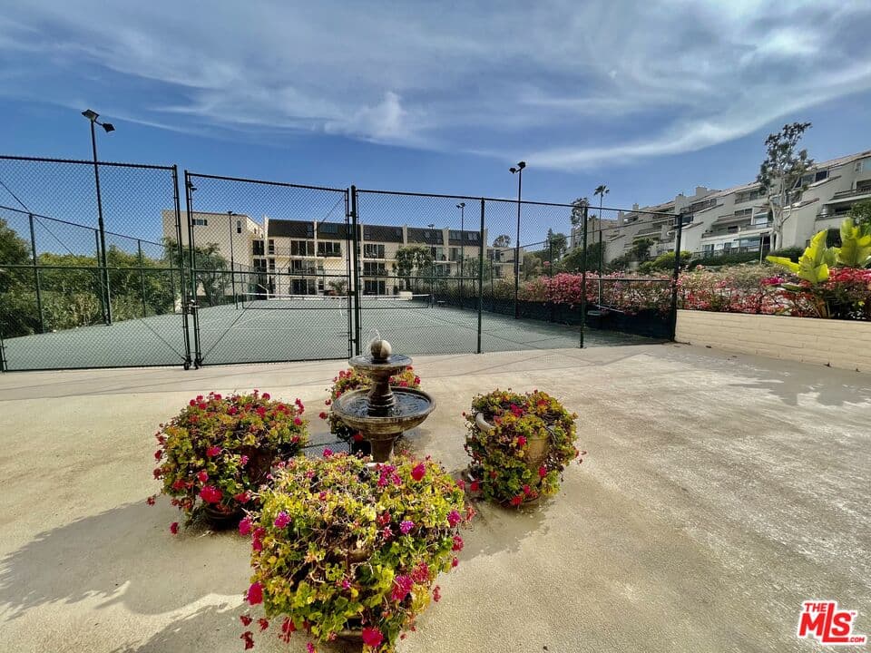 2 bd, 2 ba Condo in Malibu, CA — $4,500/mo — photo 1