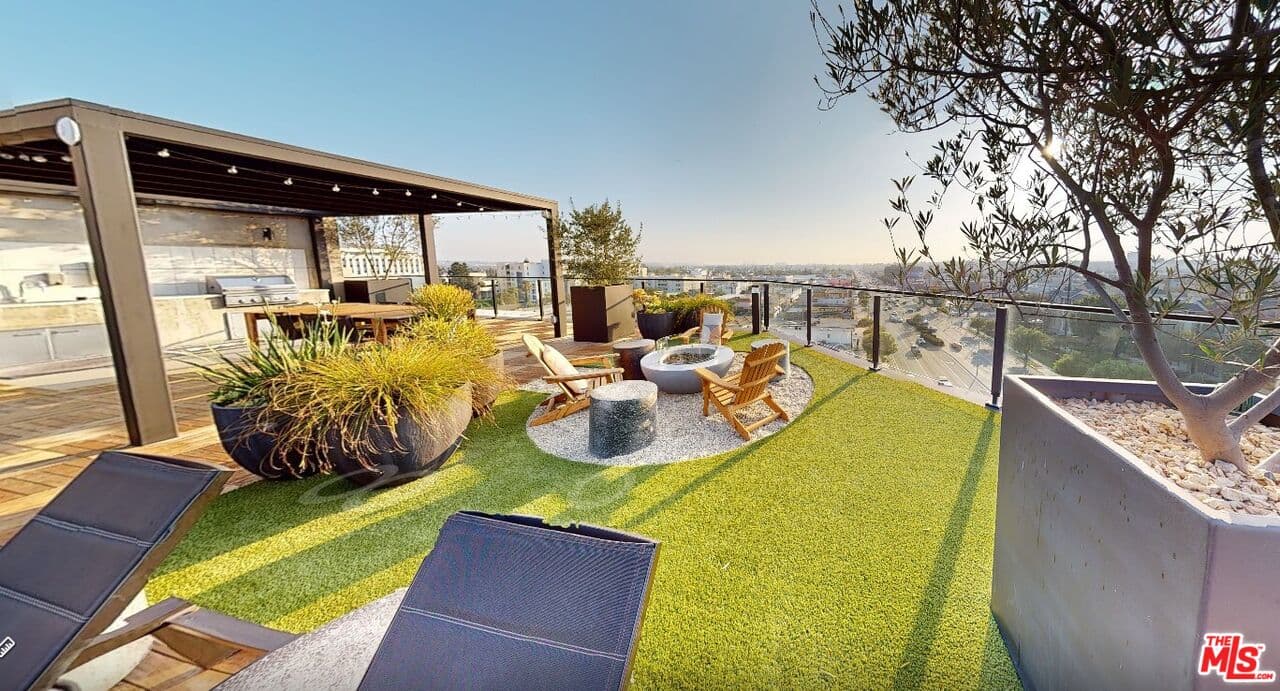 4 bd, 4 ba Apartment in Culver City, CA — $5,995/mo — photo 2