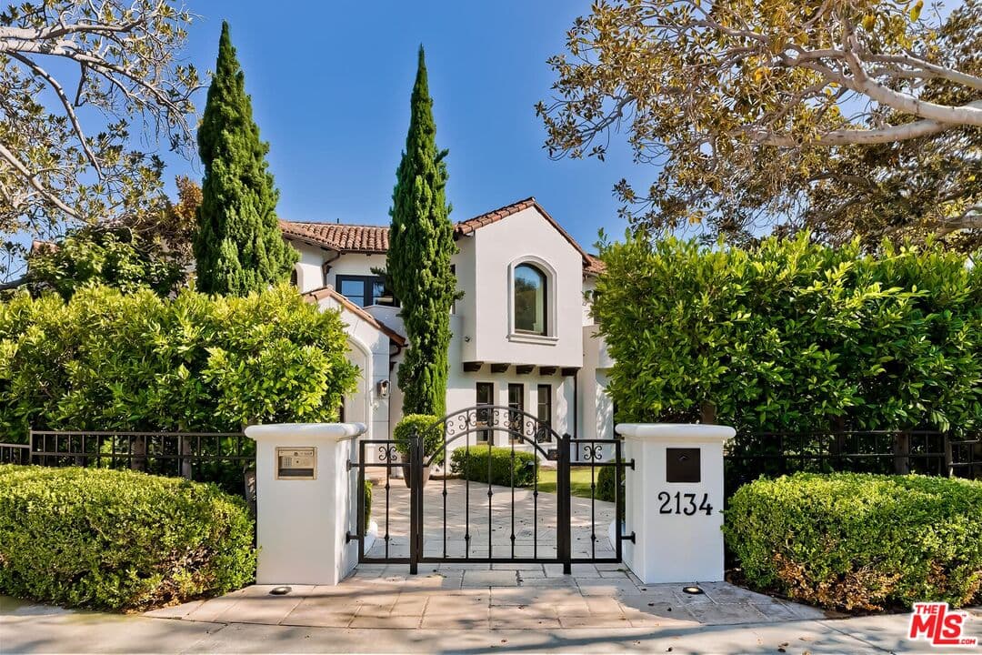 6 bd, 8 ba House in Santa Monica, CA — $65,000/mo — photo 2