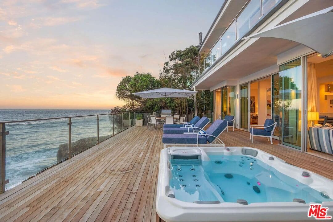 4 bd, 5 ba House in Malibu, CA — $65,000/mo — photo 1