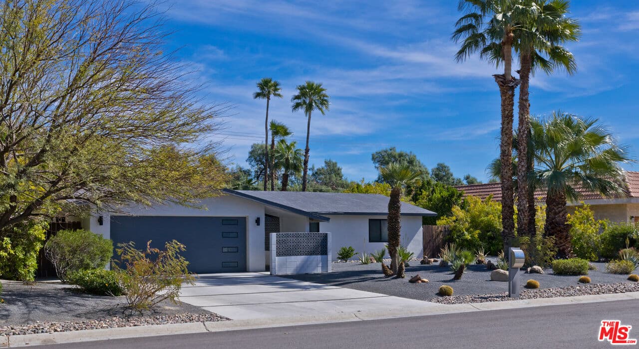 3 bd, 2 ba House in Palm Springs, CA — $5,995/mo — photo 2