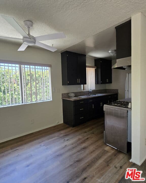 2 bd, 2 ba Apartment in Los Angeles, CA — $1,900/mo — photo 1