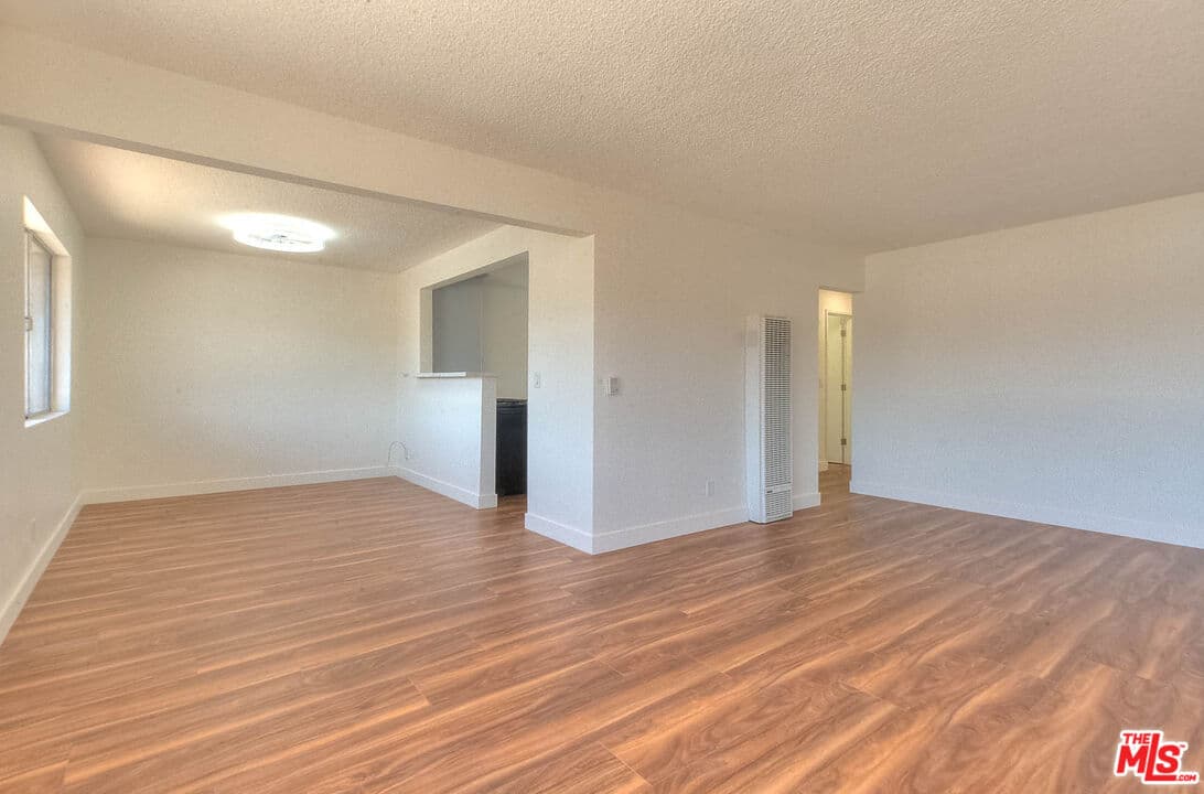 2 bd, 1 ba Apartment in Los Angeles, CA — $2,695/mo — photo 2