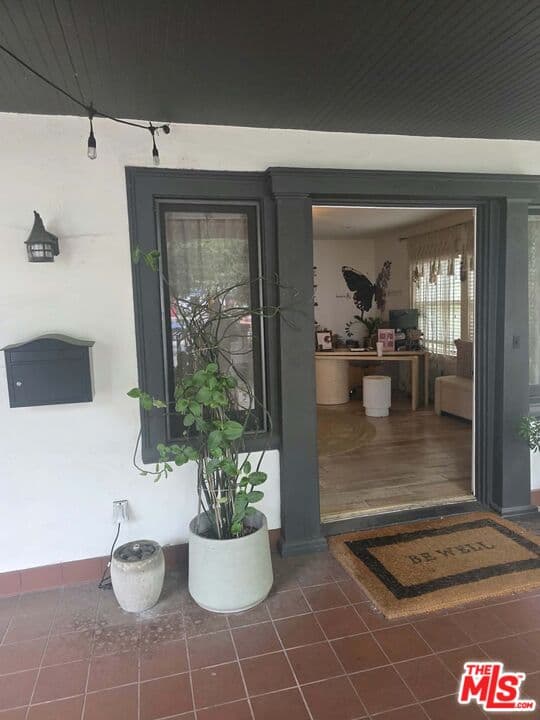 2 bd, 1 ba Apartment in Silver Lake, CA — $4,500/mo — photo 2