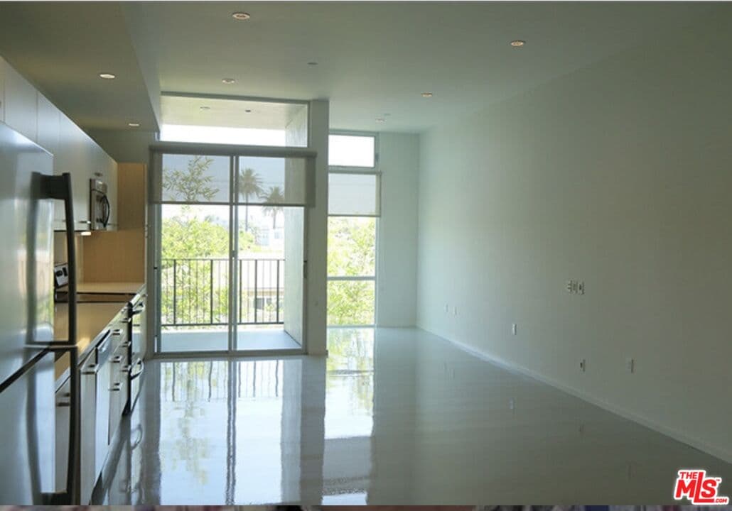 1 bd, 1 ba Apartment in Venice, CA — $3,100/mo — photo 2