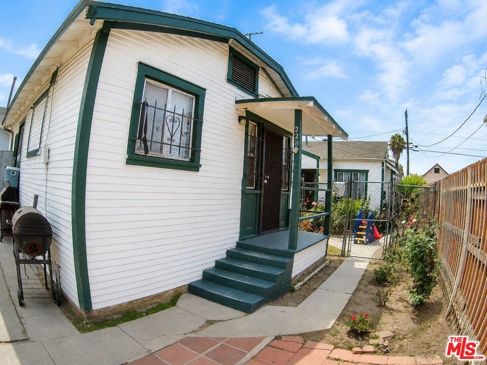 1 bd, 1 ba House in Los Angeles, CA — $1,500/mo — photo 2