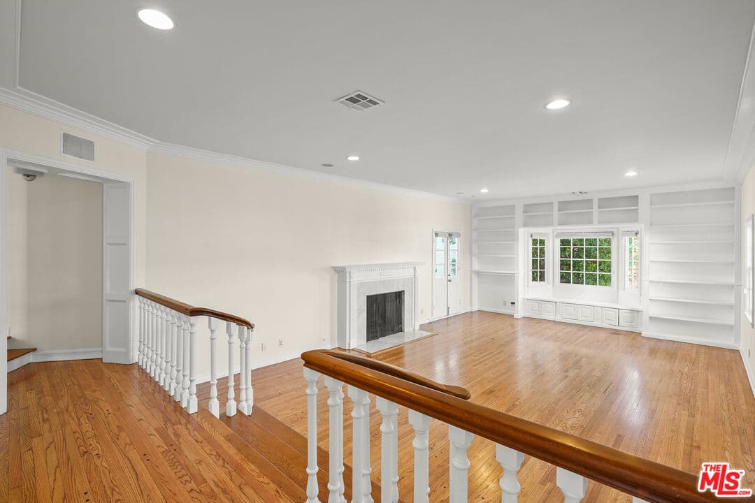 4 bd, 5 ba House in Los Angeles, CA — $14,850/mo — photo 2