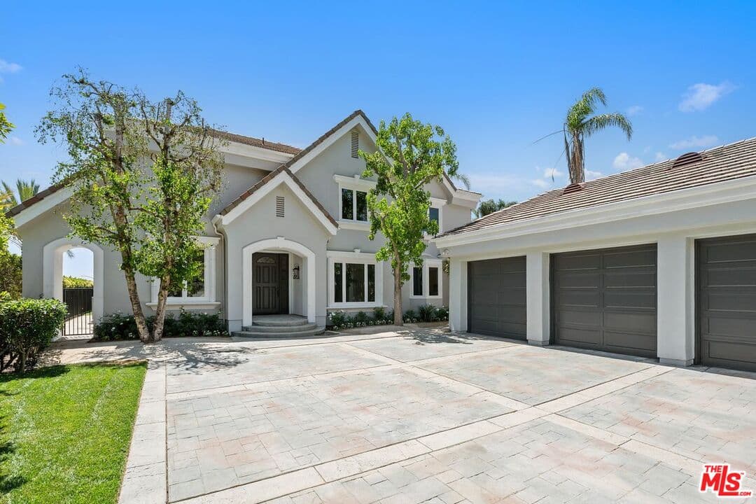 5 bd, 5 ba House in Los Angeles, CA — $17,500/mo — photo 1