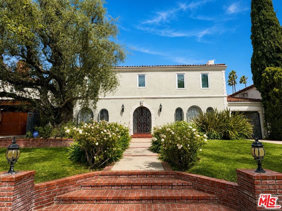 4 bd, 4 ba House in Los Angeles, CA — $15,500/mo — photo 1