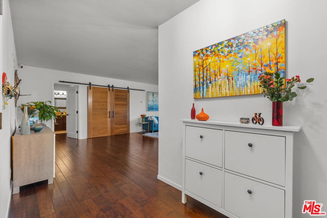 2 bd, 2 ba Condo in Playa Del Rey, CA — $4,500/mo — photo 2