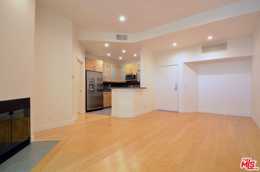 1 bd, 1 ba Apartment in Los Angeles, CA — $2,495/mo — photo 2