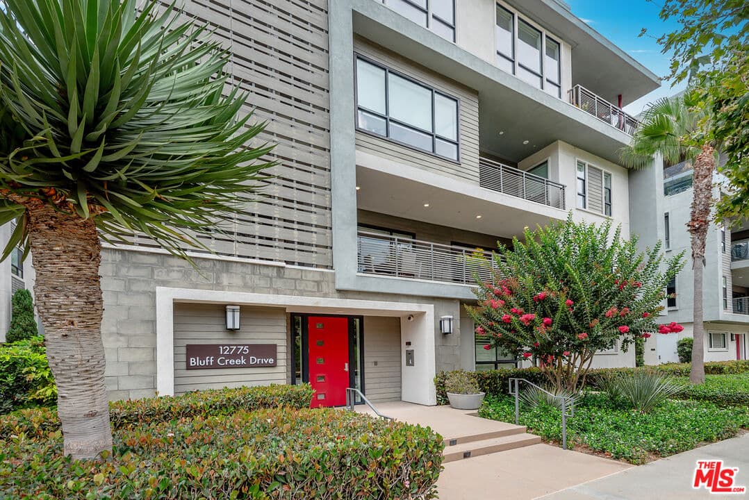 4 bd, 4 ba Condo in Los Angeles, CA — $15,000/mo — photo 1