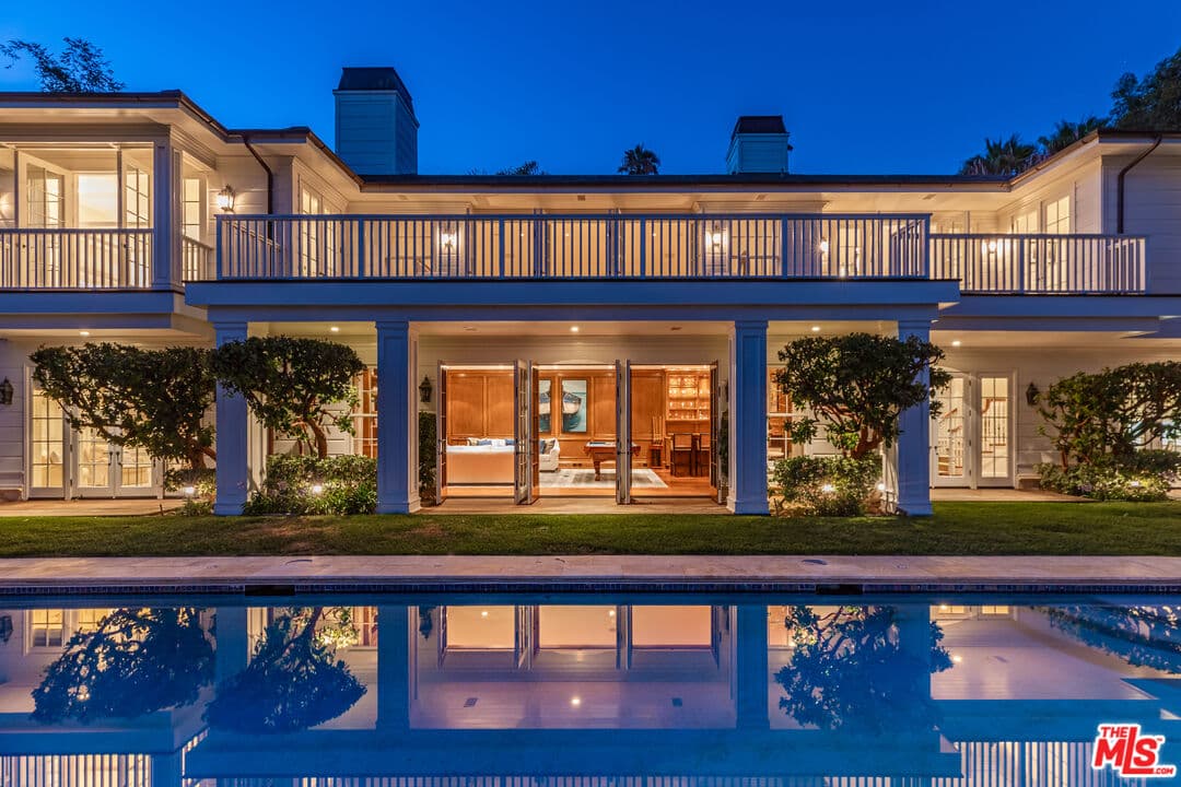 8 bd, 10 ba House in Malibu, CA — $95,000/mo — photo 2