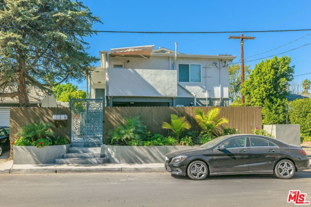 1 bd, 1 ba Apartment in North Hollywood, CA — $3,500/mo — photo 2