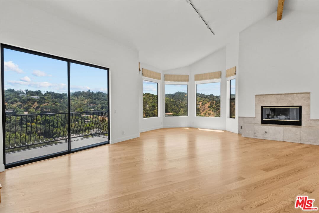 3 bd, 4 ba House in Studio City, CA — $10,295/mo — photo 1