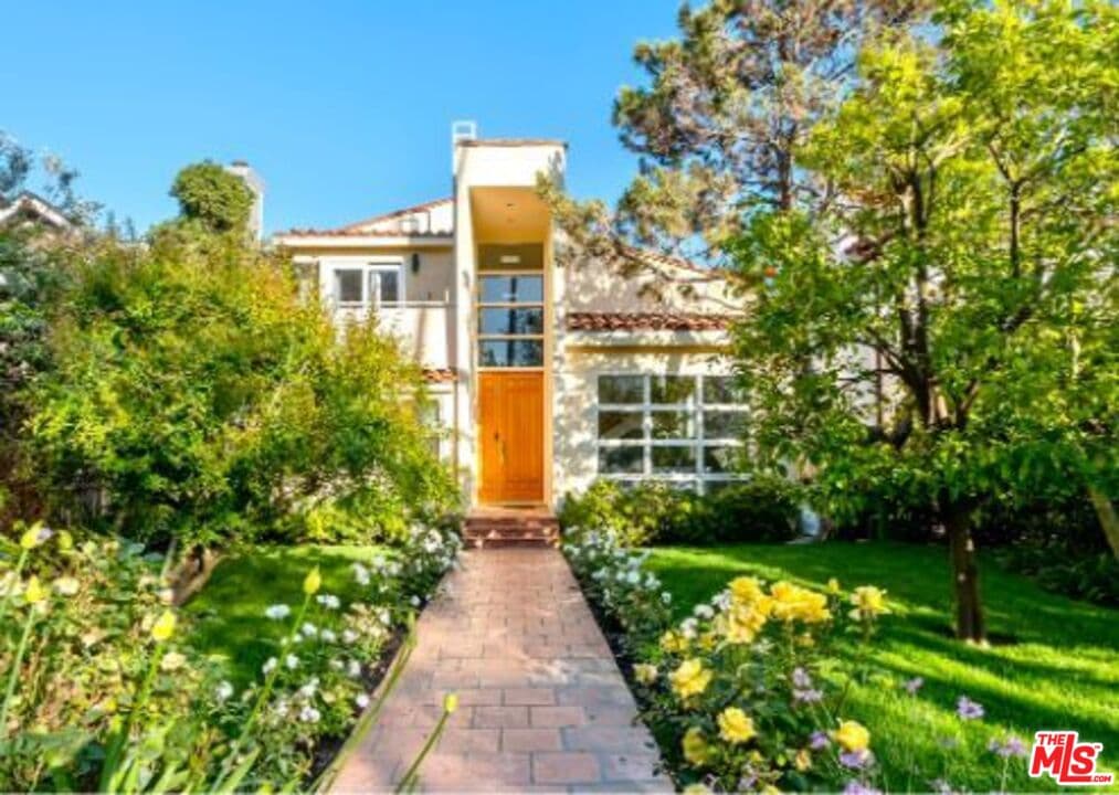 4 bd, 4 ba House in Los Angeles, CA — $16,950/mo — photo 2