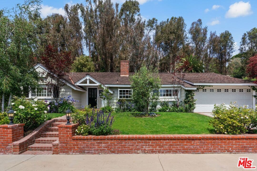 4 bd, 4 ba House in Los Angeles, CA — $15,450/mo — photo 1