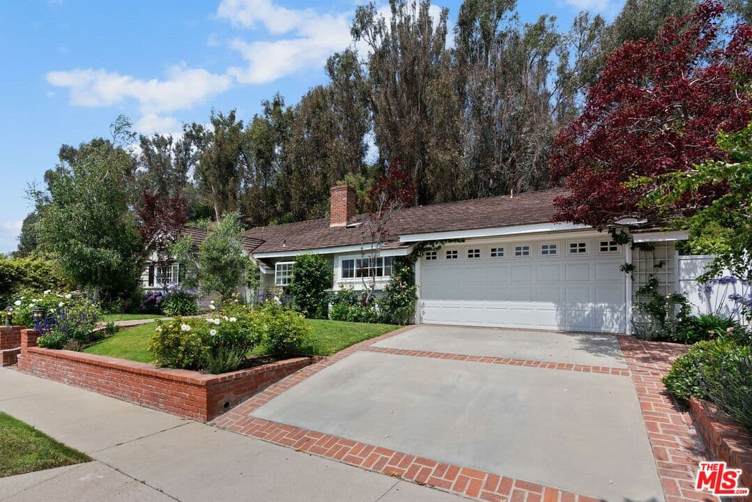 4 bd, 4 ba House in Los Angeles, CA — $15,450/mo — photo 2