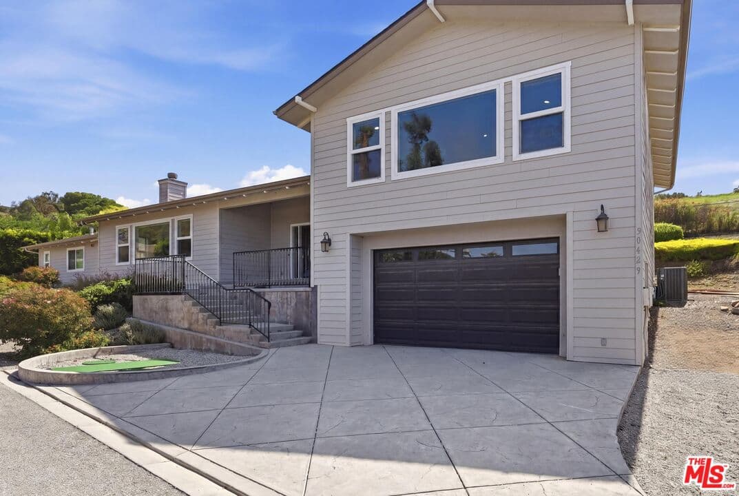 4 bd, 4 ba House in Malibu, CA — $15,000/mo — photo 1