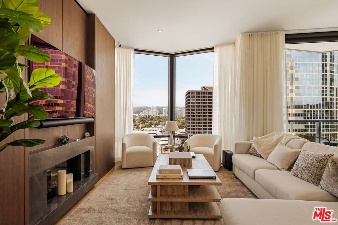 2 bd, 3 ba Condo in Los Angeles, CA — $23,500/mo — photo 1