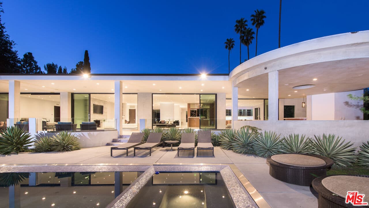 4 bd, 7 ba House in Beverly Hills, CA — $75,000/mo — photo 1