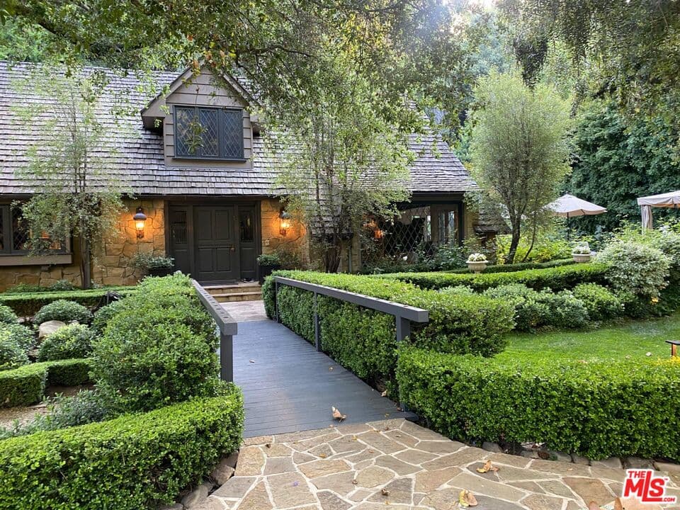 5 bd, 7 ba House in Los Angeles, CA — $30,000/mo — photo 1