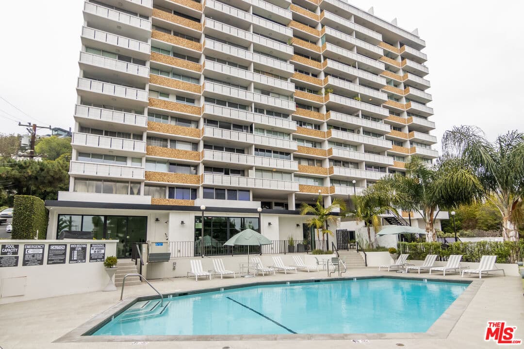 1 bd, 1 ba Condo in West Hollywood, CA — $5,700/mo — photo 2
