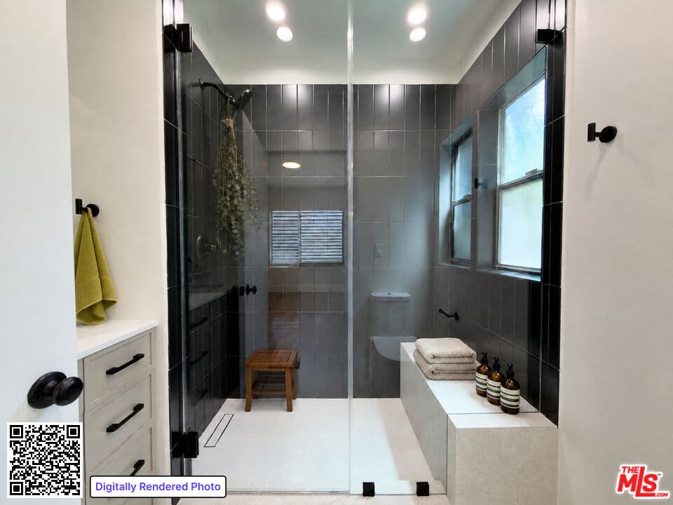 3 bd, 2 ba Apartment in Los Angeles, CA — $4,300/mo — photo 2