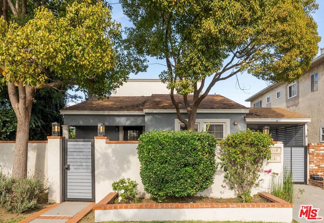 2 bd, 2 ba House in Culver City, CA — $4,425/mo — photo 1