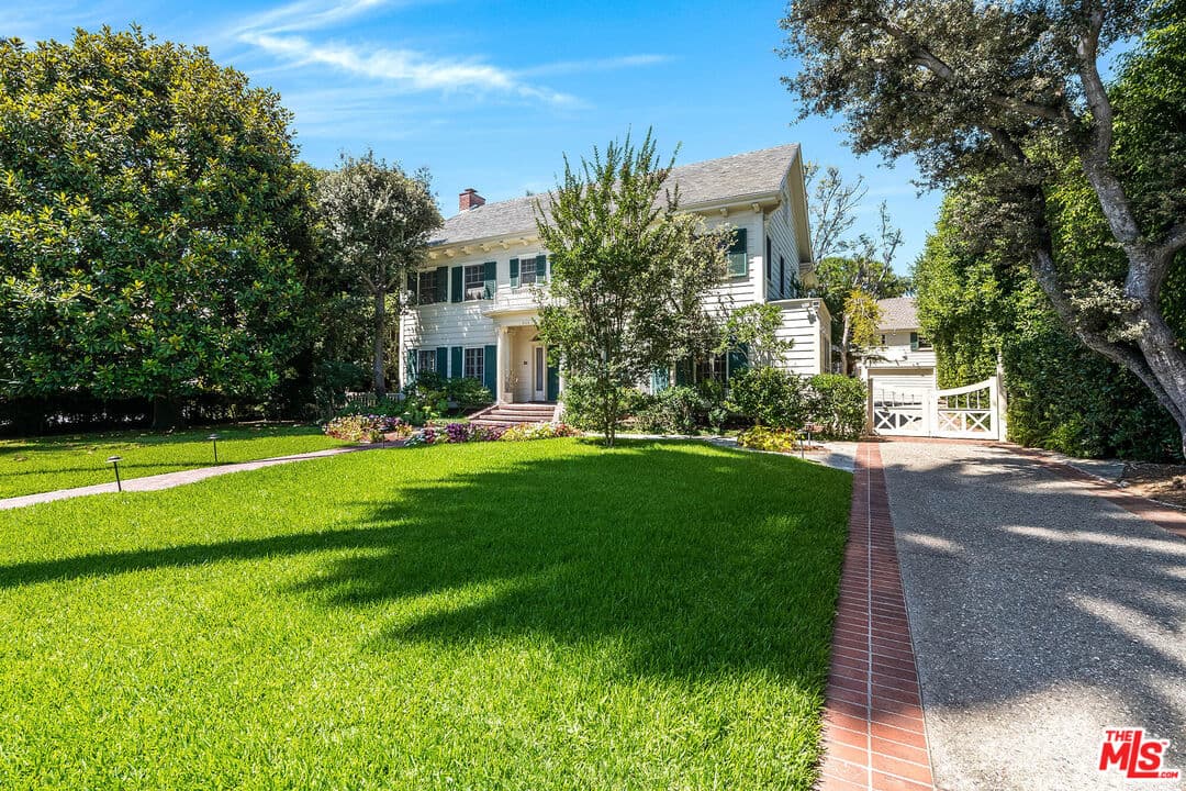 5 bd, 5 ba House in Beverly Hills, CA — $25,000/mo — photo 1