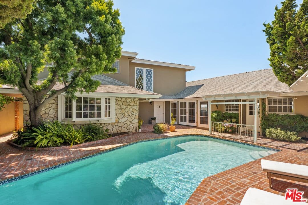 4 bd, 5 ba House in Los Angeles, CA — $17,995/mo — photo 1