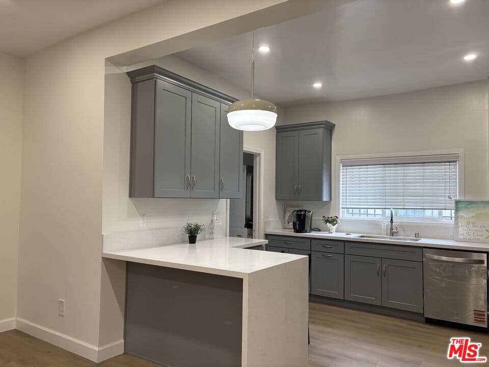 2 bd, 2 ba Townhouse in Los Angeles, CA — $2,950/mo — photo 1