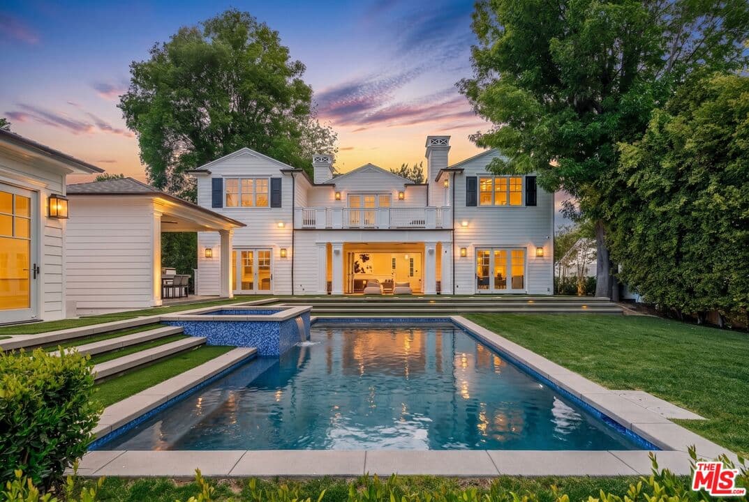 7 bd, 8 ba House in Encino, CA — $29,500/mo — photo 1