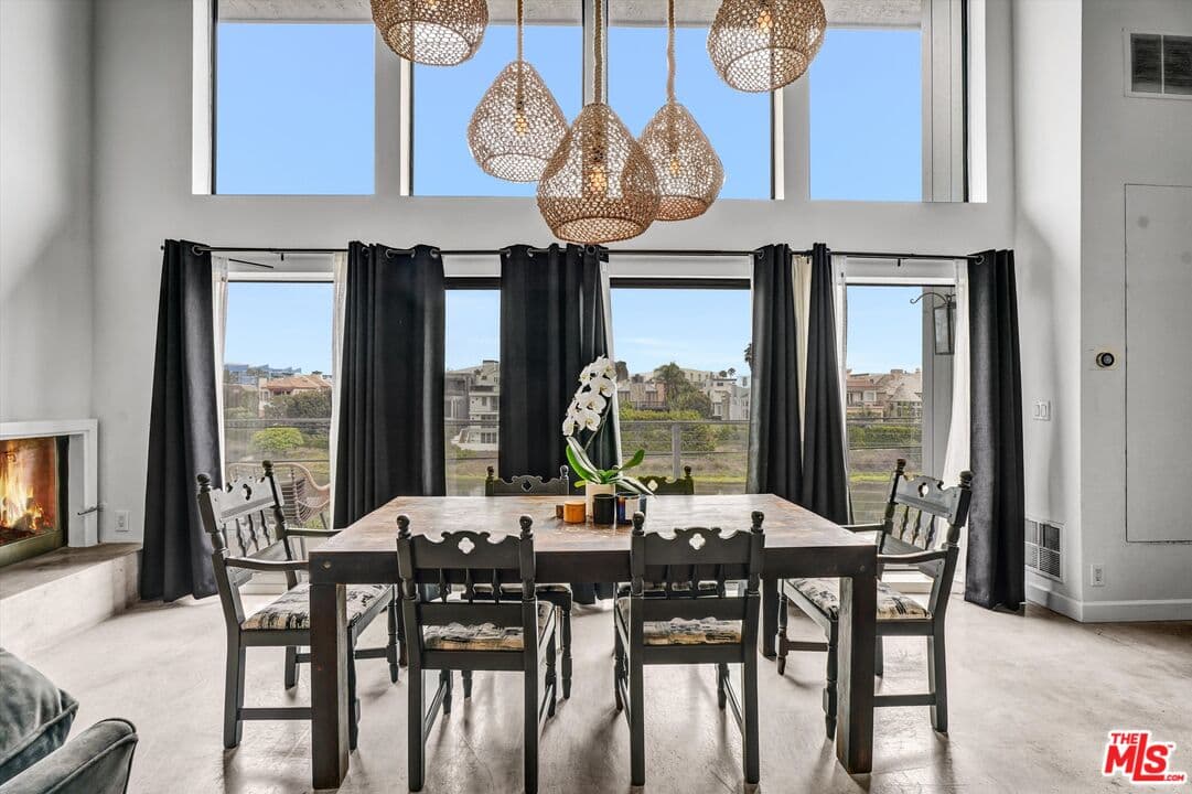 2 bd, 2 ba Condo in Marina Del Rey, CA — $7,999/mo — photo 2