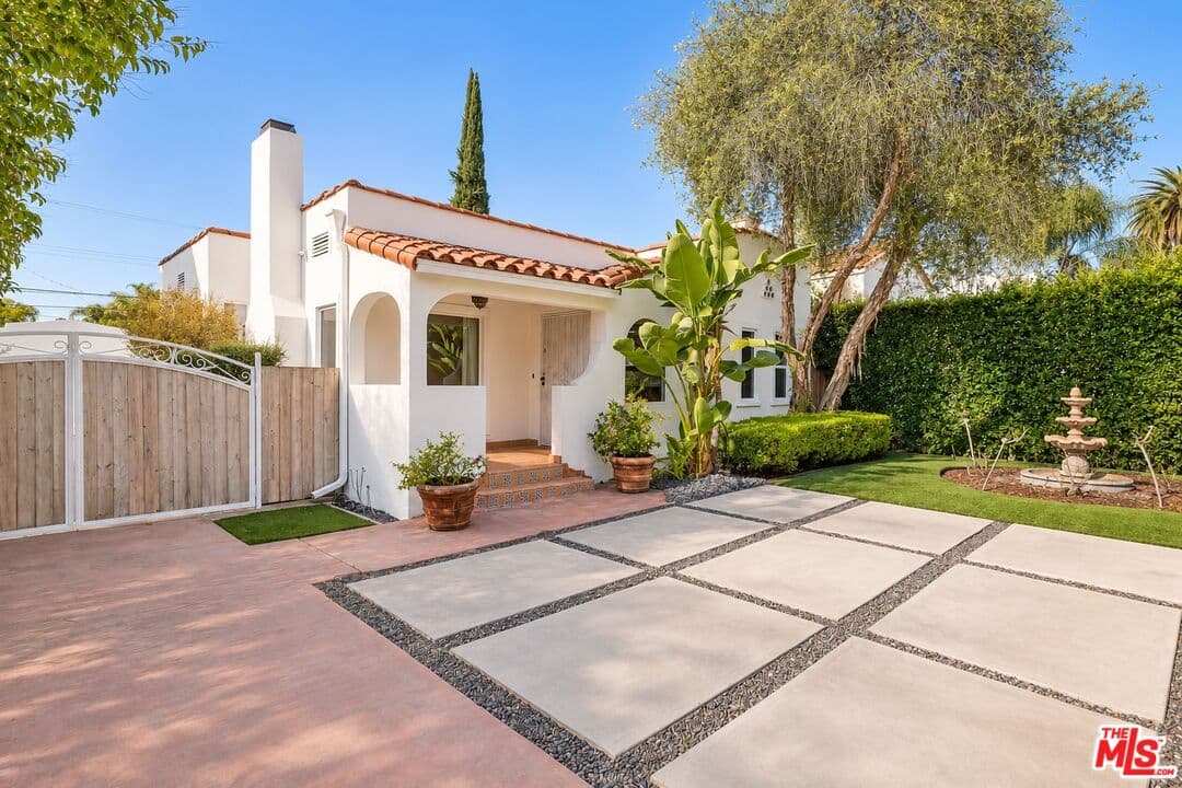 3 bd, 3 ba House in Los Angeles, CA — $9,650/mo — photo 1