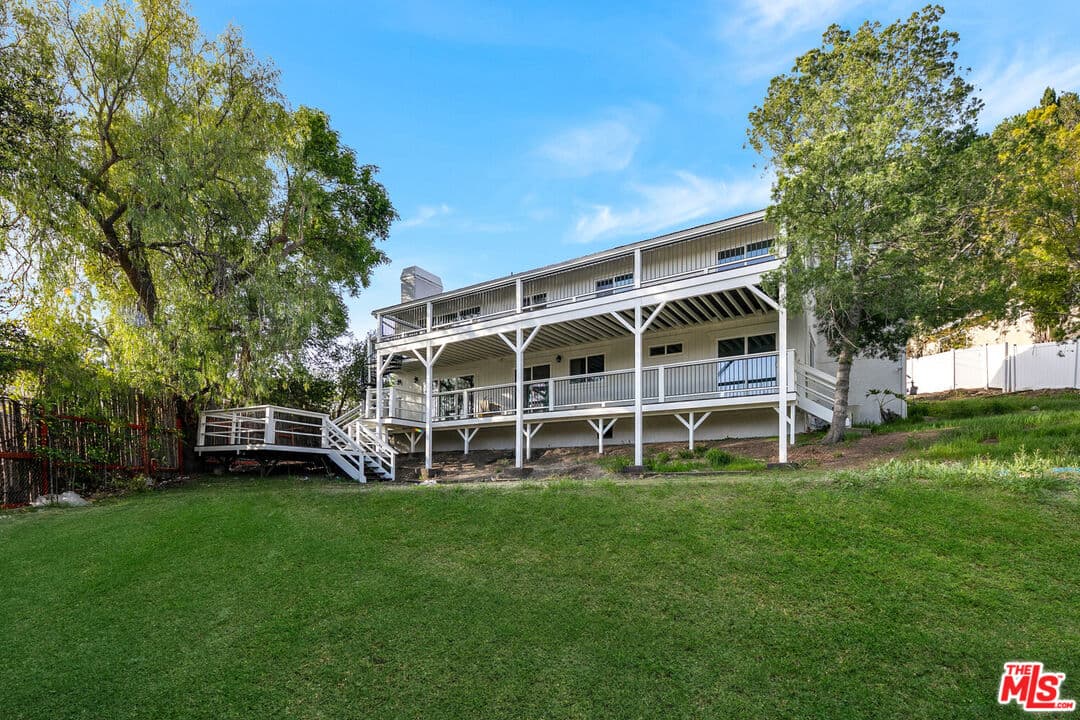 6BR House in West Hills — $7,995/mo