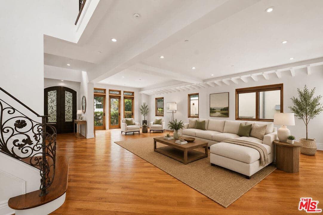 5BR House in Santa Monica β $24,998/mo