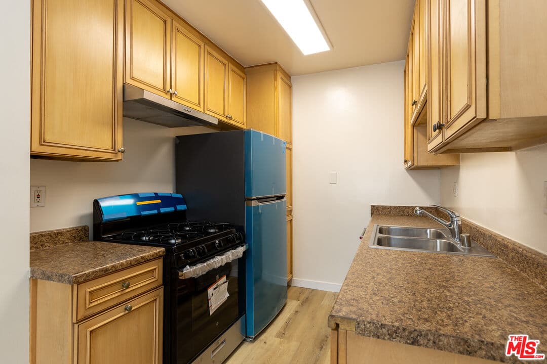 1 bd, 1 ba Apartment in Los Angeles, CA — $2,250/mo — photo 2