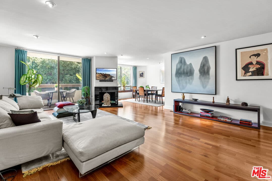 2 bd, 2 ba Condo in West Hollywood, CA — $5,500/mo — photo 1