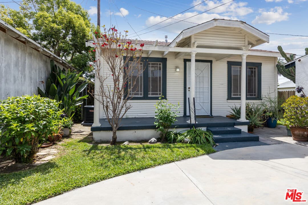 1 bd, 1 ba House in Los Angeles, CA — $2,200/mo — photo 1