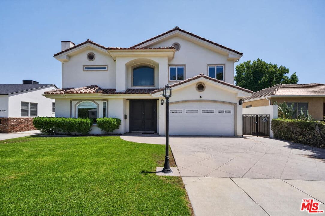5 bd, 6 ba House in Los Angeles, CA — $9,995/mo — photo 1