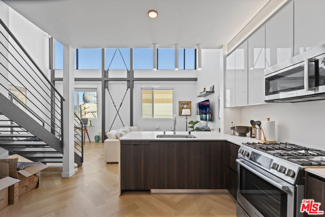 1 bd, 1 ba Apartment in Los Angeles, CA — $3,995/mo — photo 1