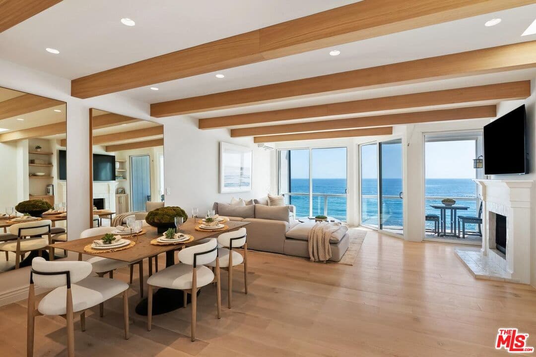 2 bd, 3 ba House in Malibu, CA — $11,500/mo — photo 1