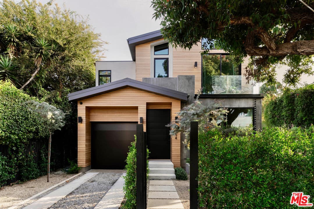 3BR House in West Hollywood — $16,900/mo