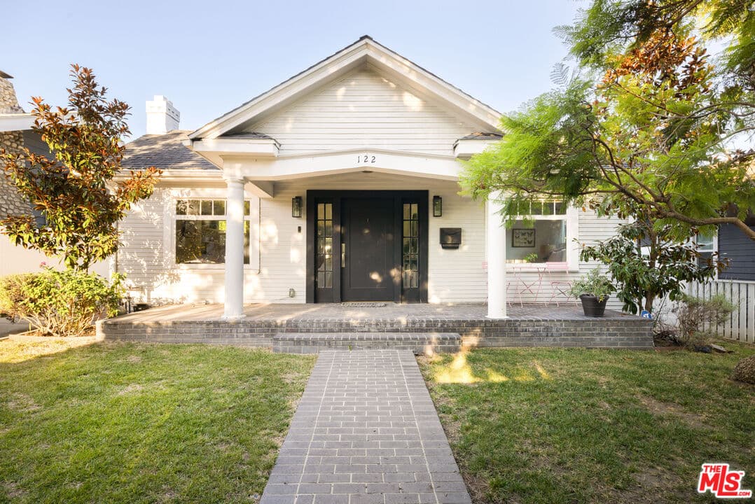 4 bd, 3 ba House in Los Angeles, CA — $9,750/mo — photo 1