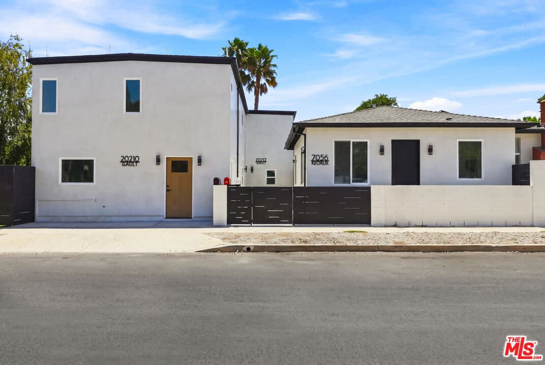 3BR Apartment in Winnetka β $3,600/mo