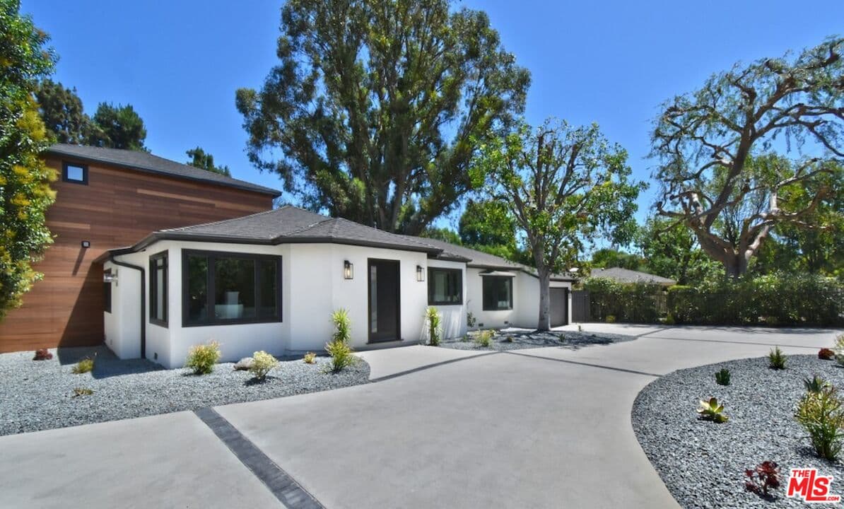 4 bd, 3 ba House in Los Angeles, CA — $13,000/mo — photo 2