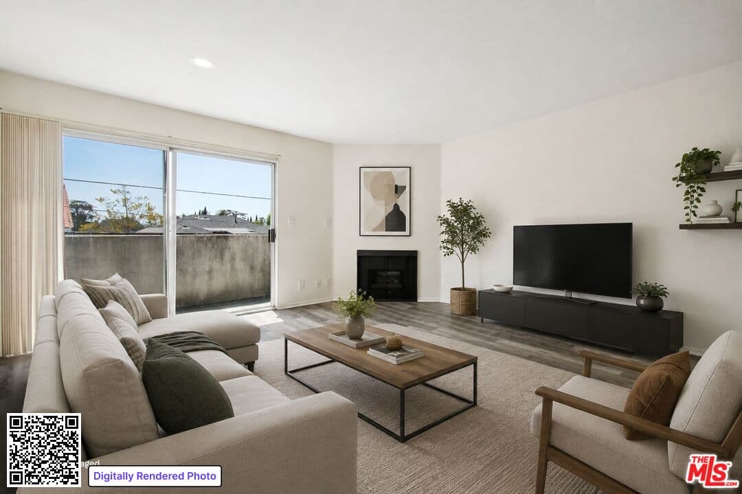 2 bd, 2 ba Townhouse in Los Angeles, CA — $2,695/mo — photo 1